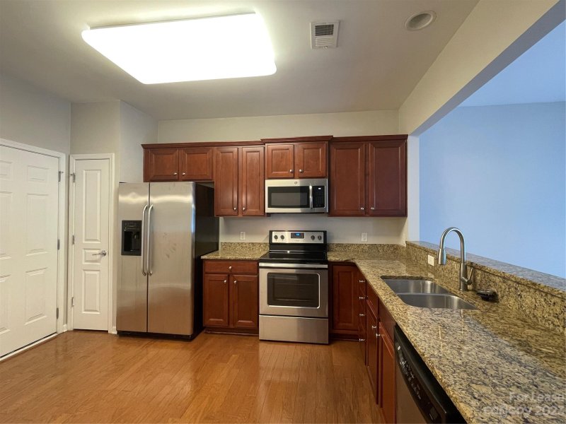 Property image 2 at 15536 Canmore Street, Charlotte, NC 28277