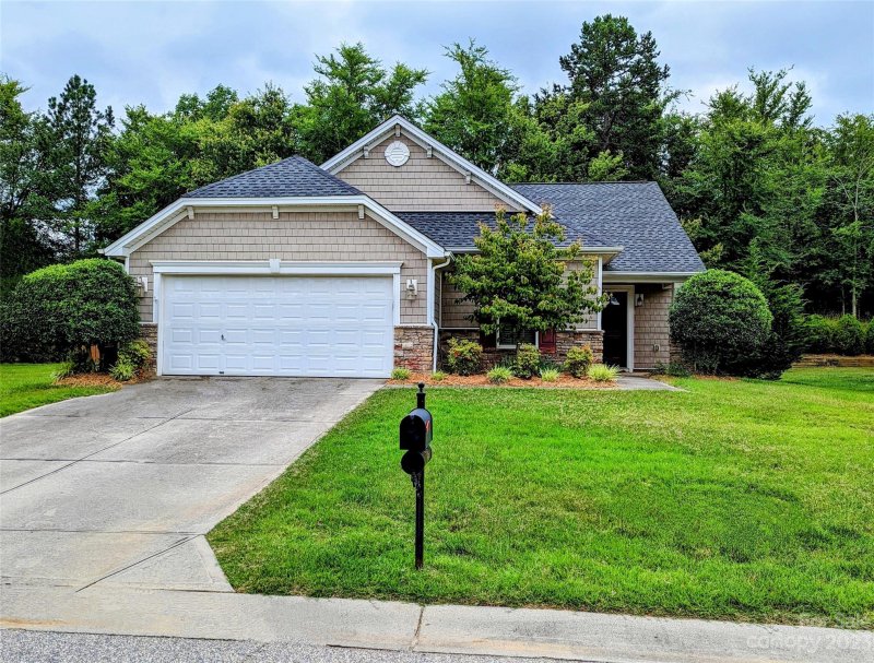 Property image 2 at 748 Ivy Trail Way, Fort Mill, SC 29715