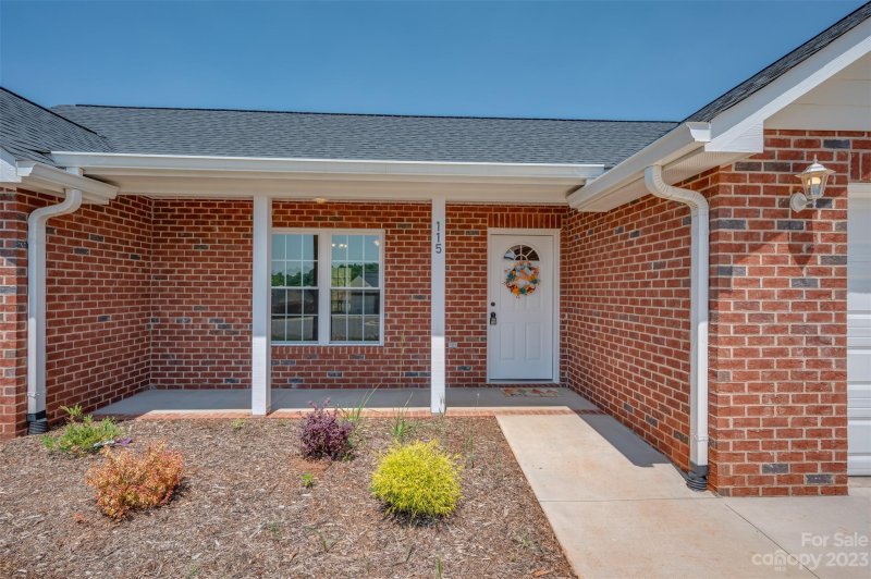 Property image 5 of 115 Kingston Place in Sparks Crossing, Spindale, NC 28160