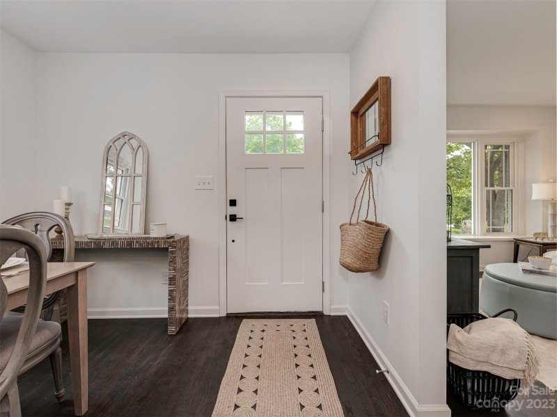 Property image 3 at 3413 Airlie Street, Charlotte, NC 28205