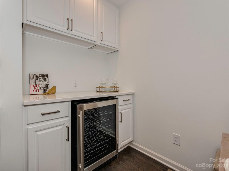 Property image 5 at 3413 Airlie Street, Charlotte, NC 28205