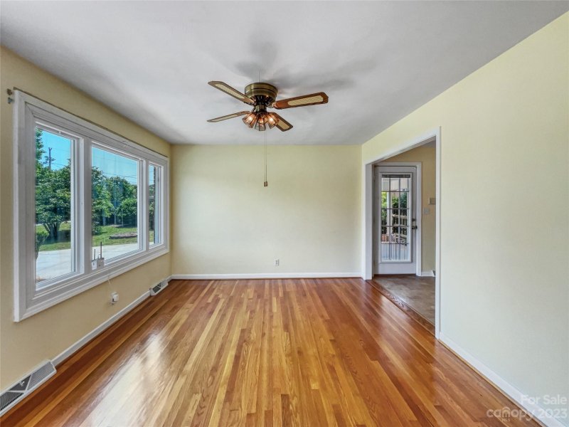 Property image 3 at 2202 Brookneal Drive, Gastonia, NC 28054