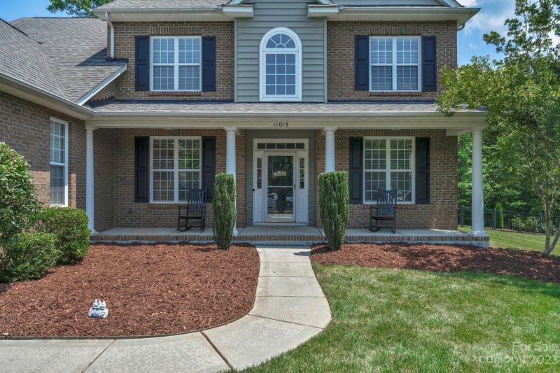 Property image 3 at 11015 King George Lane, Waxhaw, NC 28173
