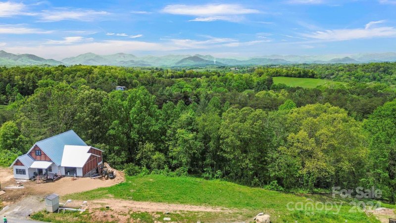 Property image 2 of 234 Westridge Farm Road in Olivette, Asheville, NC 28804