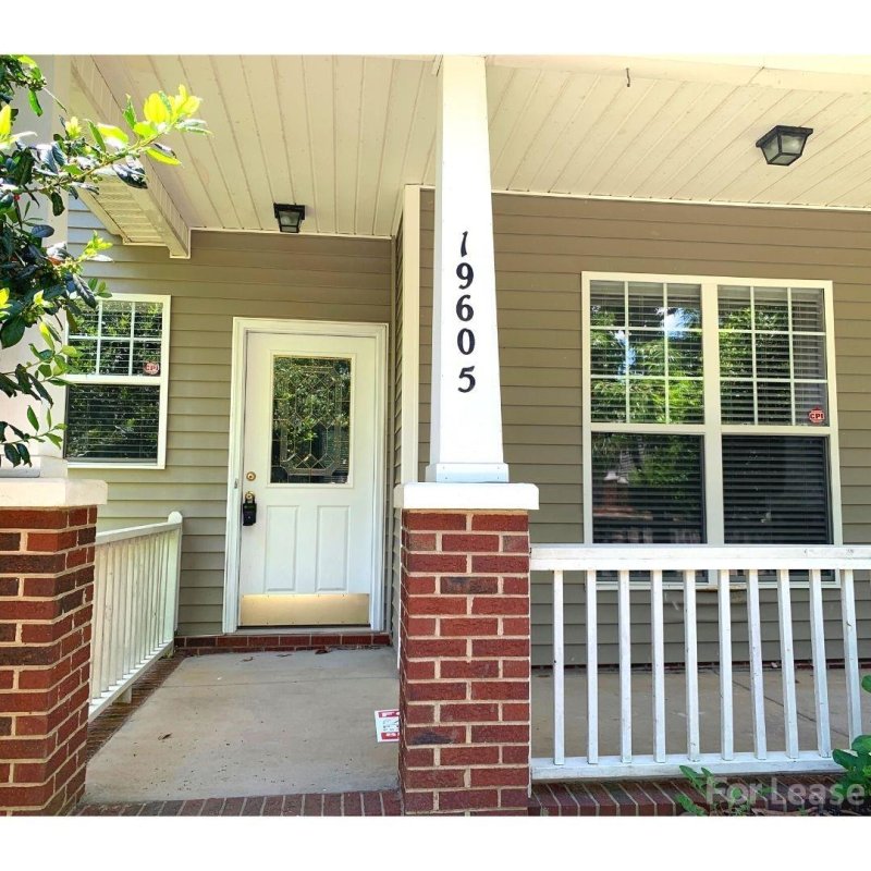 Property image 2 at 19605 Feriba Place, Cornelius, NC 28031