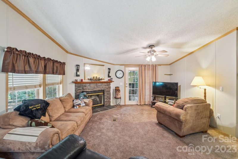 Property image 5 at 129 Oak Creek Road, Statesville, NC 28625