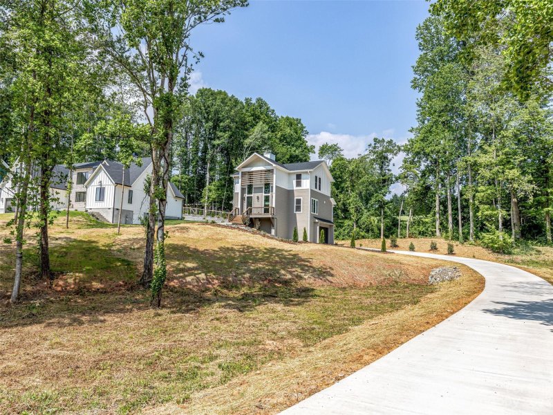 Property image 2 at 7 Copper Mill Court, Candler, NC 28715