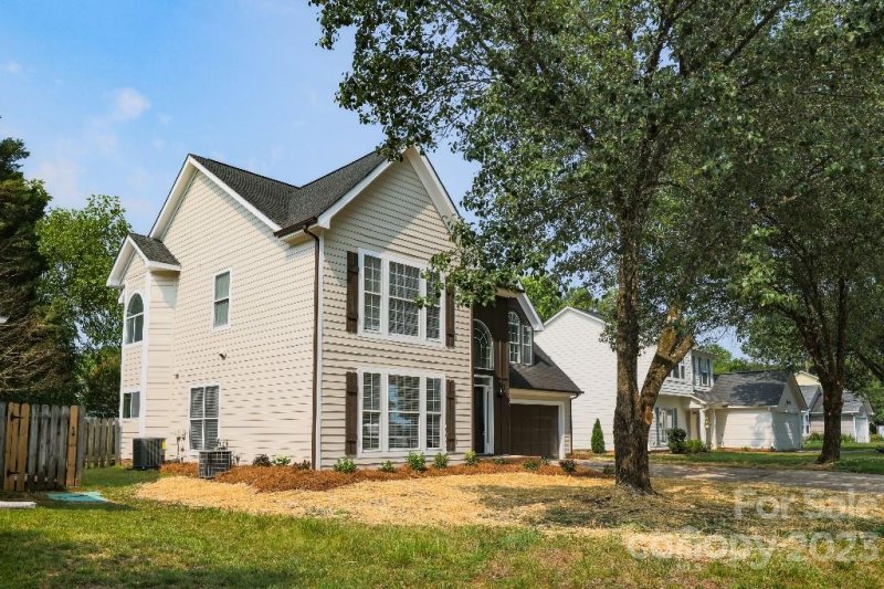 Property image 4 at 12306 Landing Green Drive, Charlotte, NC 28277