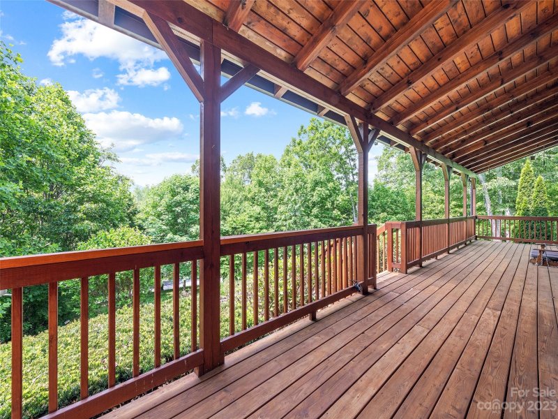 Property image 4 at 1000 Presidential Drive, Waynesville, NC 28786