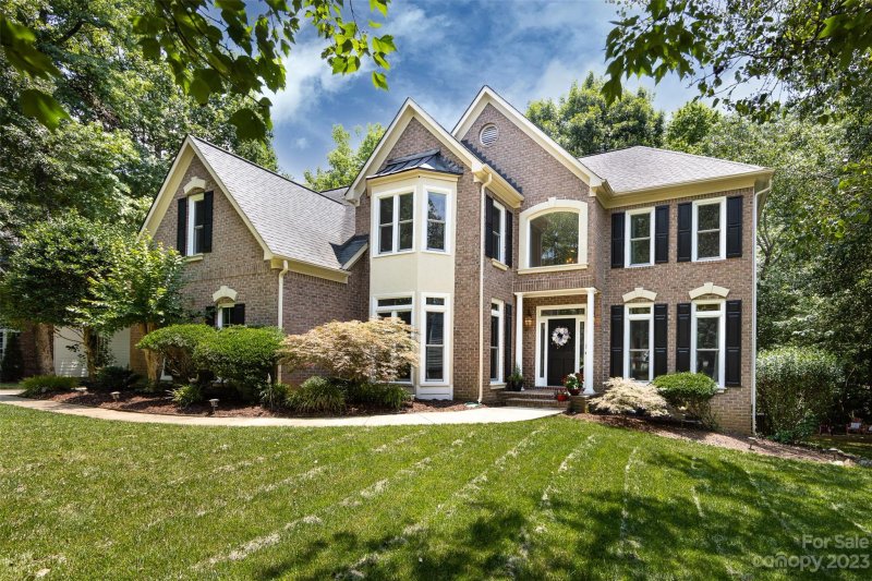 Property image 2 at 4216 Moss Creek Court, Matthews, NC 28105