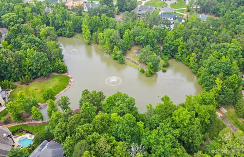 Property image 4 at 8204 Victoria Lake Drive, Waxhaw, NC 28173