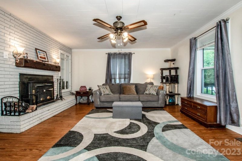 Property image 5 at 730 Spruce Street, Mooresville, NC 28115