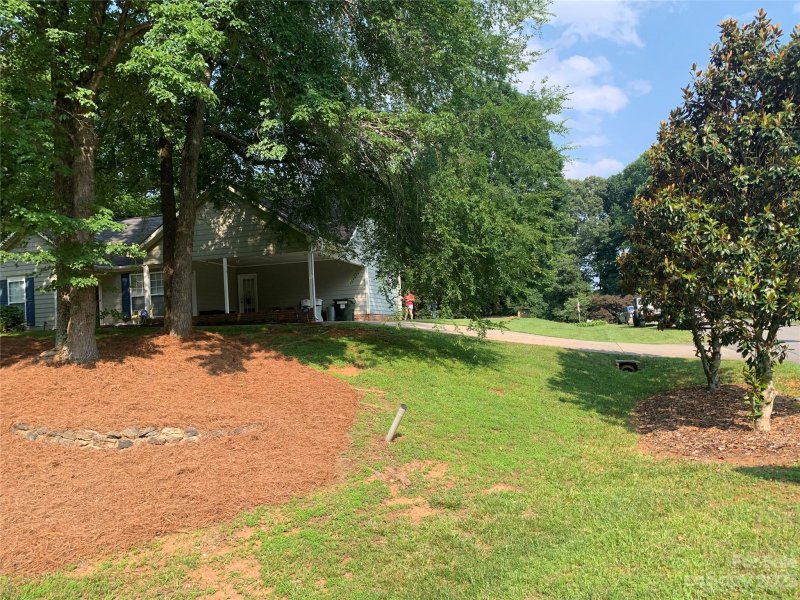 Property image 4 at 402 Split Oak Trail, Gastonia, NC 28052