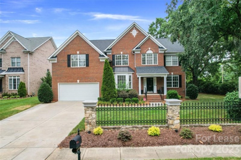 Property image 2 at 3006 Springs Farm Lane, Charlotte, NC 28226