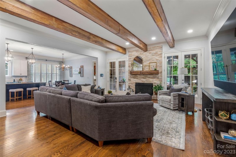 Property image 3 at 7821 Pemswood Street, Charlotte, NC 28277