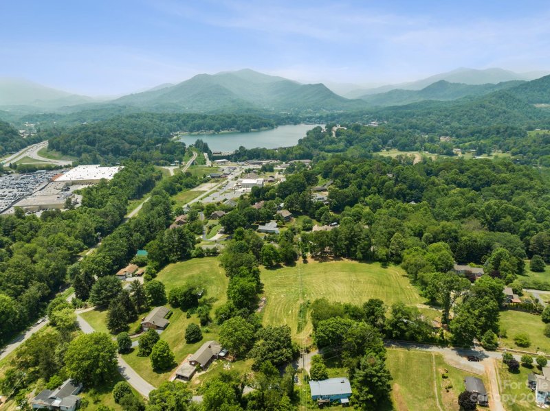 Property image 2 at 399 Foxfire Estates Circle, Waynesville, NC 28785