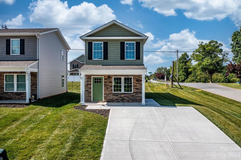 2509 Snow Creek Road