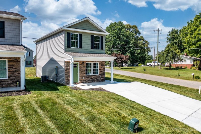 Property image 3 at 2509 Snow Creek Road, Hickory, NC 28601