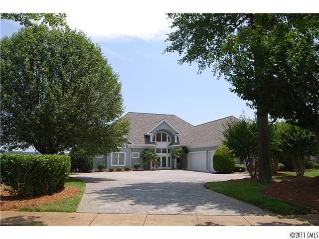 Property image 2 at 3454 Governors Island Drive, Denver, NC 28037