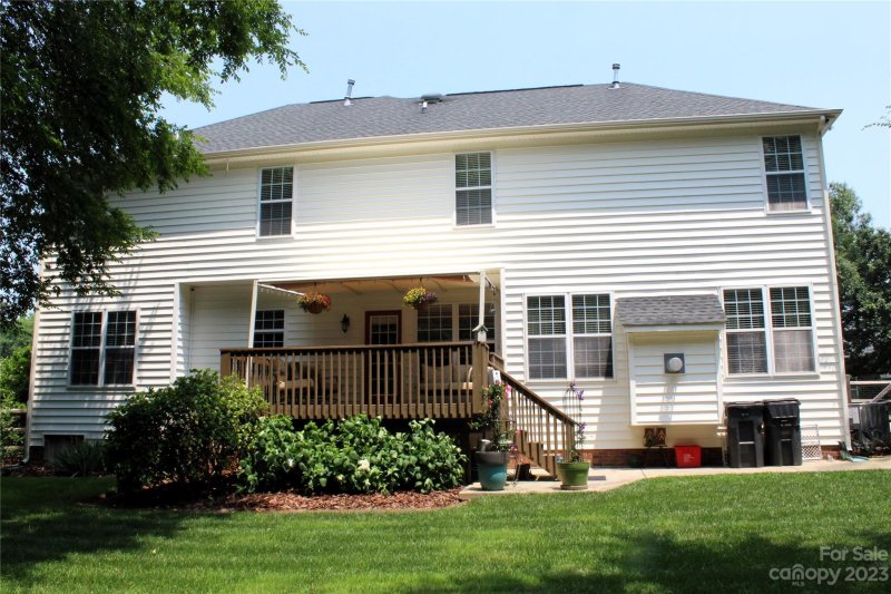 Property image 3 at 2716 Shady Reach Lane, Charlotte, NC 28214