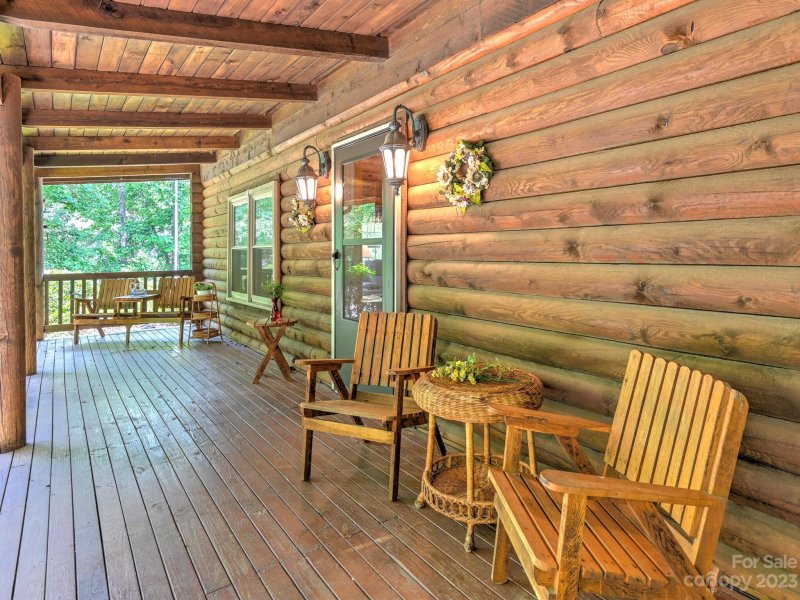 Property image 4 at 336 Winding Way Lane, Hendersonville, NC 28792