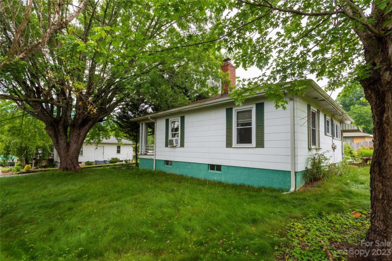 Property image 4 at 108 Young Street, Swannanoa, NC 28778