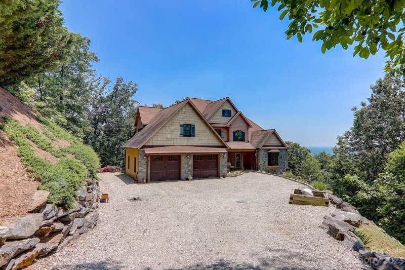 Property image 4 at 498 Pinnacle Parkway, Union Mills, NC 28167