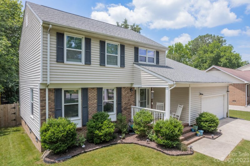 Property image 3 at 8901 Nightingale Lane, Charlotte, NC 28226