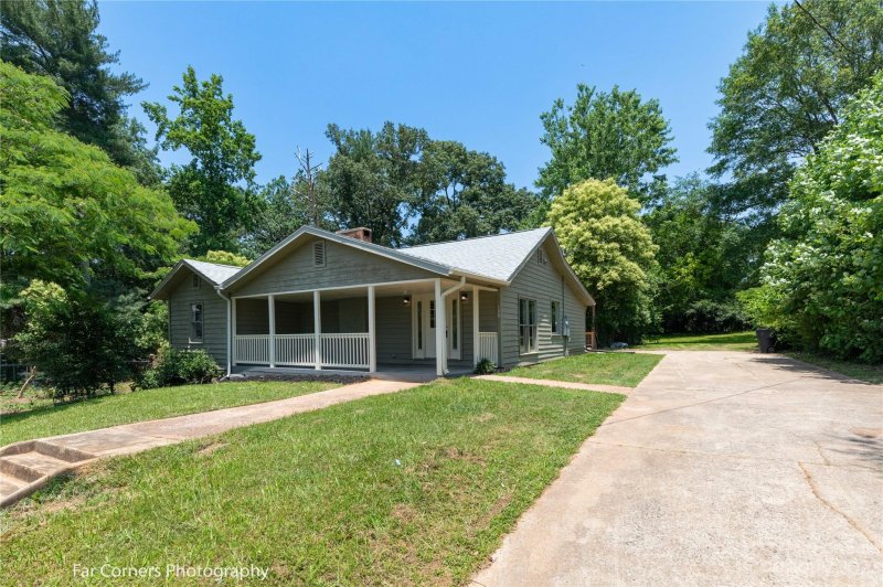 Property image 2 at 190 Clay Street, Forest City, NC 28043