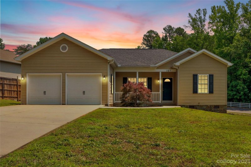 127 Park Vista Drive