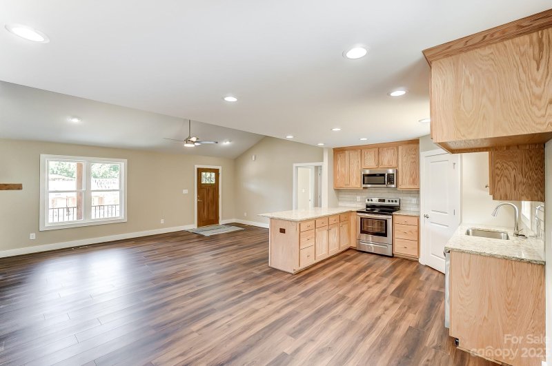 Property image 3 at 3482 Storybrook Lane, Sherrills Ford, NC 28673