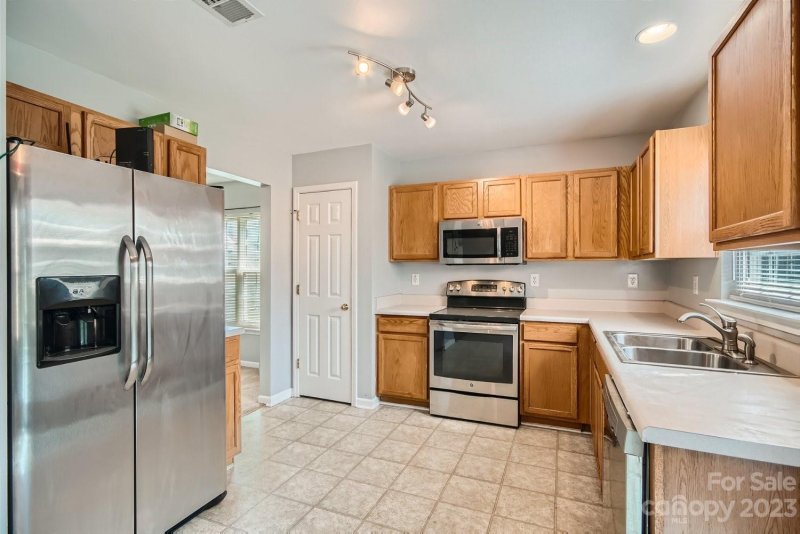 Property image 2 at 191 Fairmont Circle, Kannapolis, NC 28083