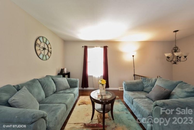 Property image 5 at 6925 Random Place, Charlotte, NC 28215