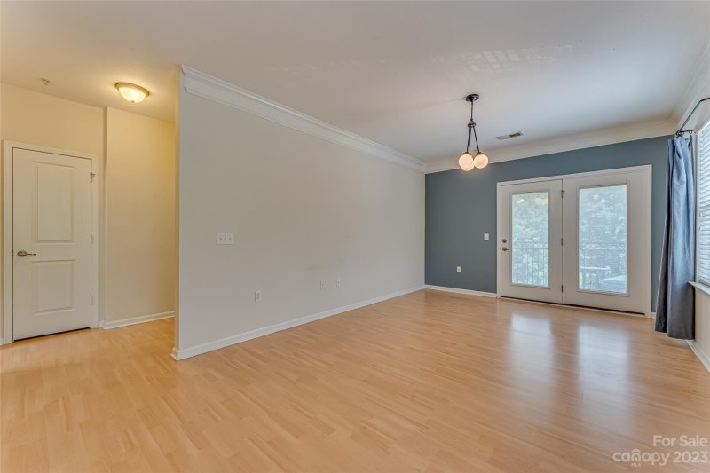 Property image 4 at 738 Appeldoorn Circle, Asheville, NC 28803