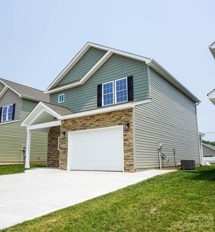 Property image 2 at 2530 Snow Creek Road, Hickory, NC 28601