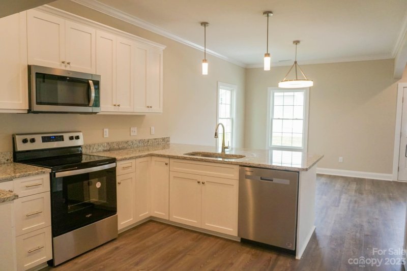 Property image 4 at 2530 Snow Creek Road, Hickory, NC 28601