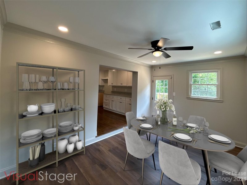 Property image 5 at 6209 Idlebrook Drive, Charlotte, NC 28212