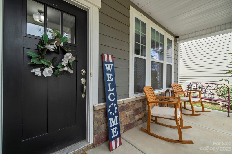 Property image 5 at 3952 Lake Breeze Drive, Sherrills Ford, NC 28673