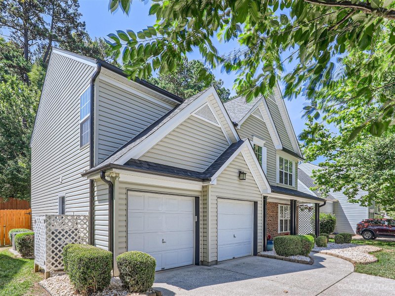 Property image 3 at 9310 Chastain Walk Drive, Charlotte, NC 28216