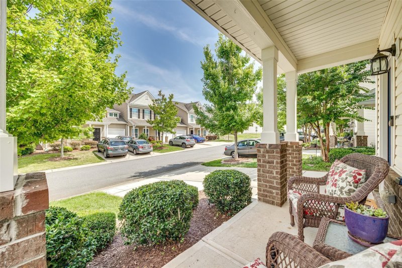 Property image 3 at 806 Summerlake Drive, Fort Mill, SC 29715