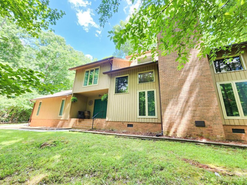 Property image 3 at 3726 Spokeshave Lane, Matthews, NC 28105