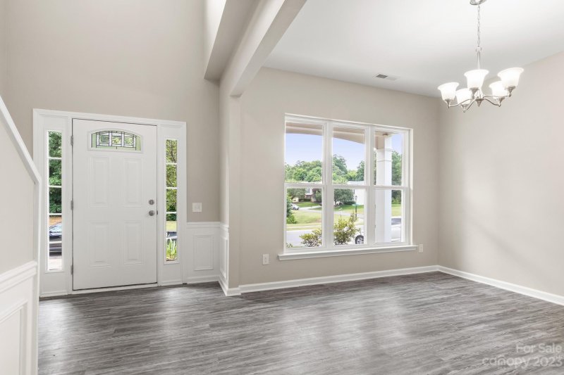 Property image 3 at 2836 Old Ironside Drive, Charlotte, NC 28213