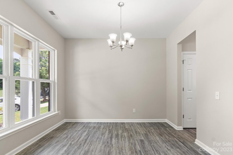 Property image 4 at 2836 Old Ironside Drive, Charlotte, NC 28213