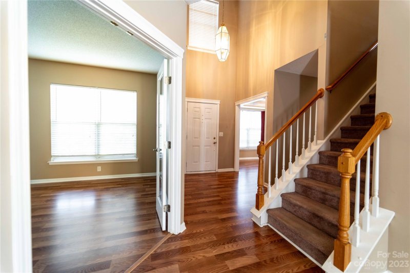 Property image 4 at 5833 Falls Ridge Lane, Charlotte, NC 28269