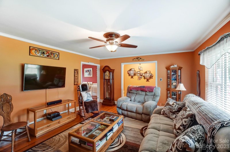 Property image 4 at 125 E Lockman Street, Fort Mill, SC 29715