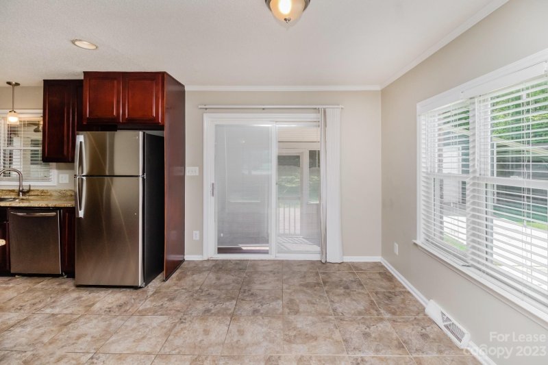 Property image 5 at 537 Kingfield Drive, Concord, NC 28027