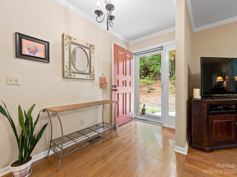 Property image 4 at 262 Foxhunt Lane, Hendersonville, NC 28791