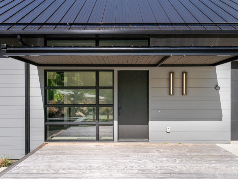 Property image 3 at 6 Waterside Drive, Asheville, NC 28804