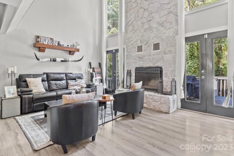 Property image 4 at 7408 Cedarbrook Drive, Charlotte, NC 28215