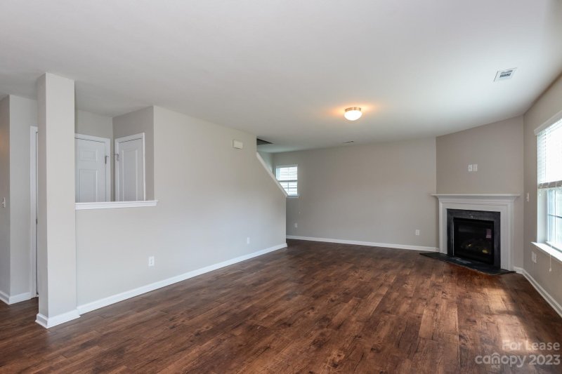 Property image 4 at 6407 Maple Creek Court, Charlotte, NC 28216